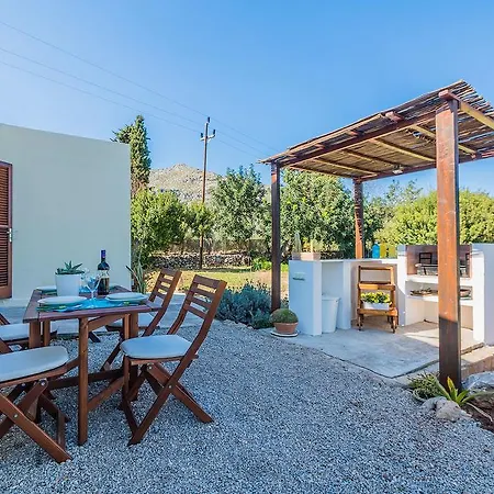 Rostolla Villa *